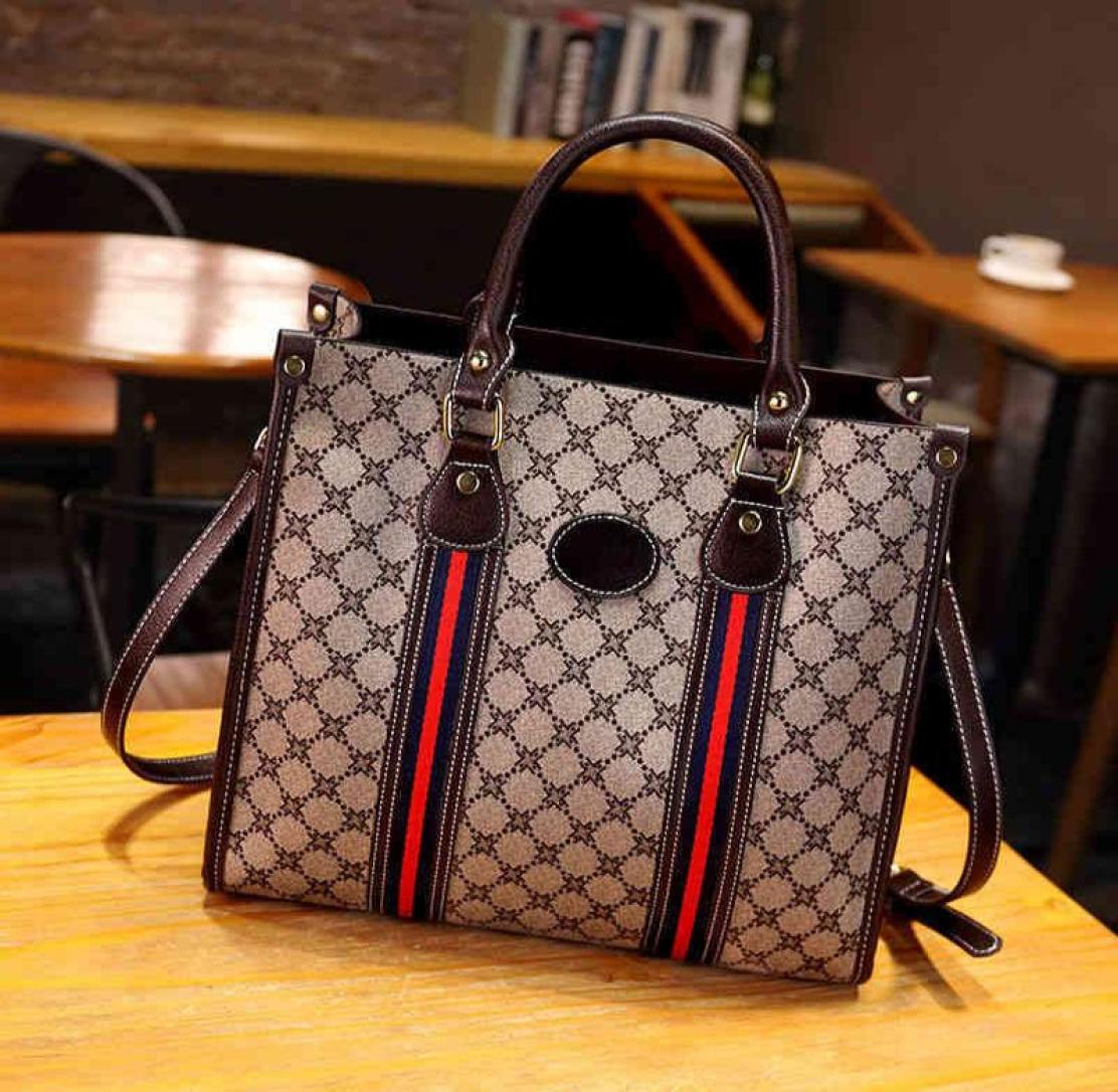 

2022 Factory Whole Brand leather women039s autumn and winter messenger versatile highcapacity Tote Handbag One Shoulder Ba4839979, Sky blue