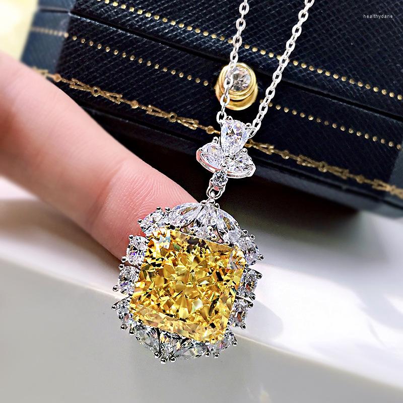 

Chains Real 925 Sterling Silver Sparkling 13 13mm Big Topaz High Carbon Diamond Pendant Necklace For Women Wedding Party Fine Jewelry