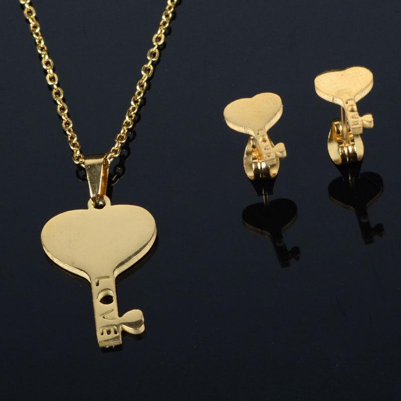 

Necklace Earrings Set & Trendy Trinkets Key-shaped Necklaces, Picture shown