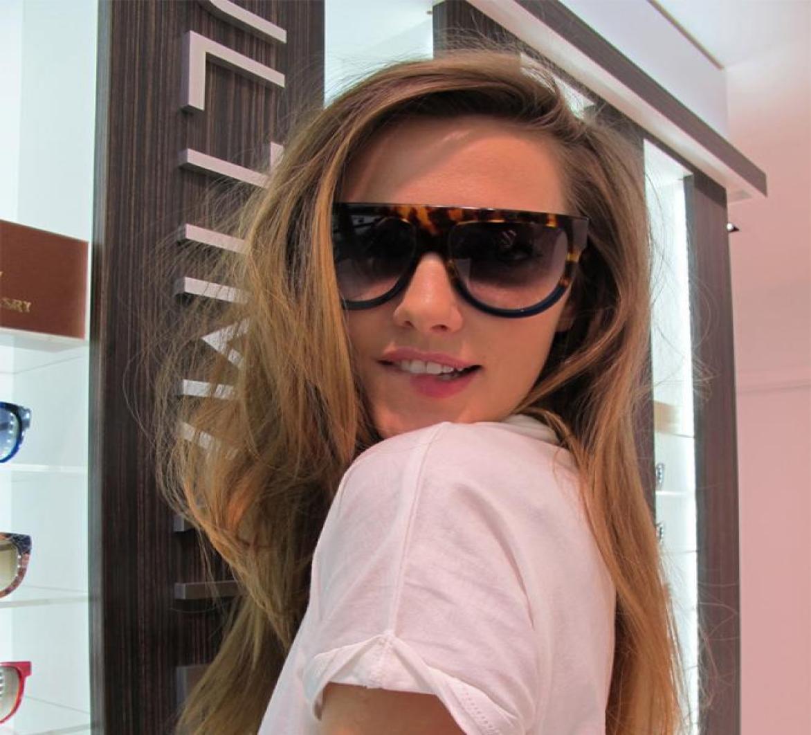 

Fashion Flat Top Oversized Sunglasses Women Brand Design Vintage Sun Glasses For Women Sexy Gradient Shield Sunglasses UV400 Y264654379