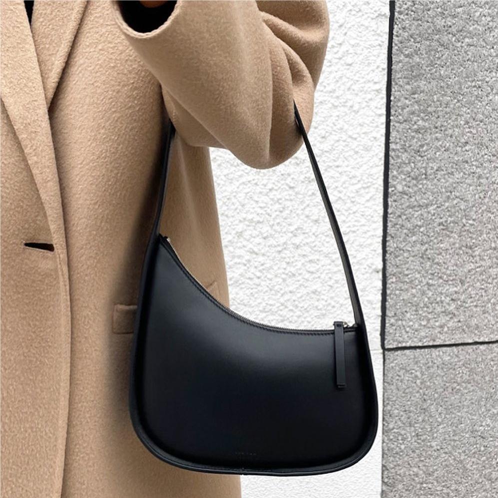 

Designer leather travel bags Wallets half moon Shoulder bag handbags zipper Womens cross body Hobo Stuff Sacks clutch bags cosmetic bag totes men duffle Evening Bags, Black