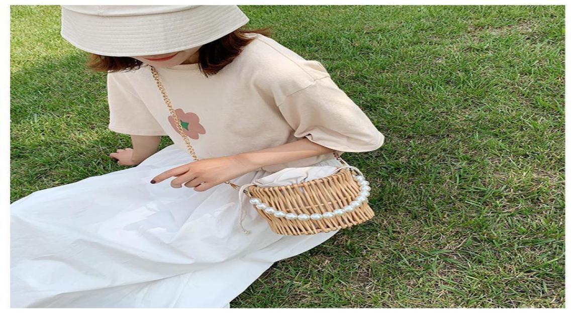 

Evening Bags Woven Bucket Small Bag Version Foreign Fashion Messenger Women039s Simple Leisure Versatile Pearl Chain Single Sho8661156, Khaki