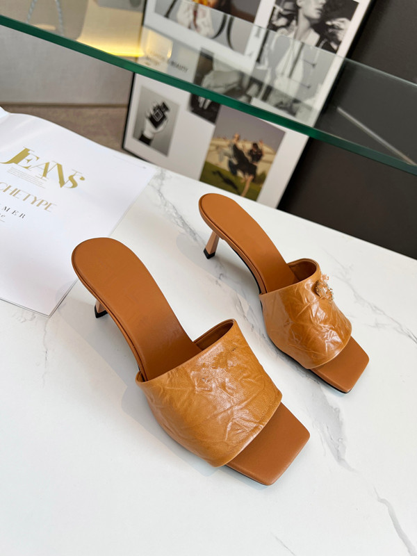 

Top Quality Designer Sandals Slippers Beach Classic Flat Sandal Luxury Summer Lady Leather Flip Flops Men Women Slides 0522, 13