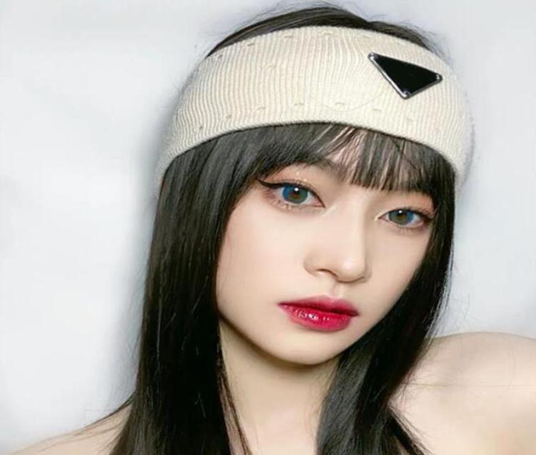 

Designer Elastic Headband for Women and Men Quality Brand Letter Black Triangle Hair Bands Head Scarf For Children Headwraps 7782097