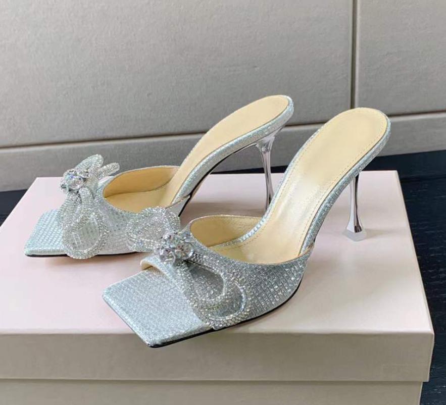 

Shiny silver crystal embellished Double Bow Square toe slipper mules Evening shoes Rhinestone stiletto Heels women039s heel Lux9210010, Grey
