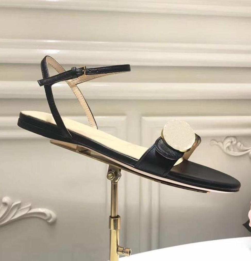 

Fashion Flat Heel ankle strap Sandals Luxury Designer for woman lady girl gold silver white black Beige Loafers Thin Summer classi9348569