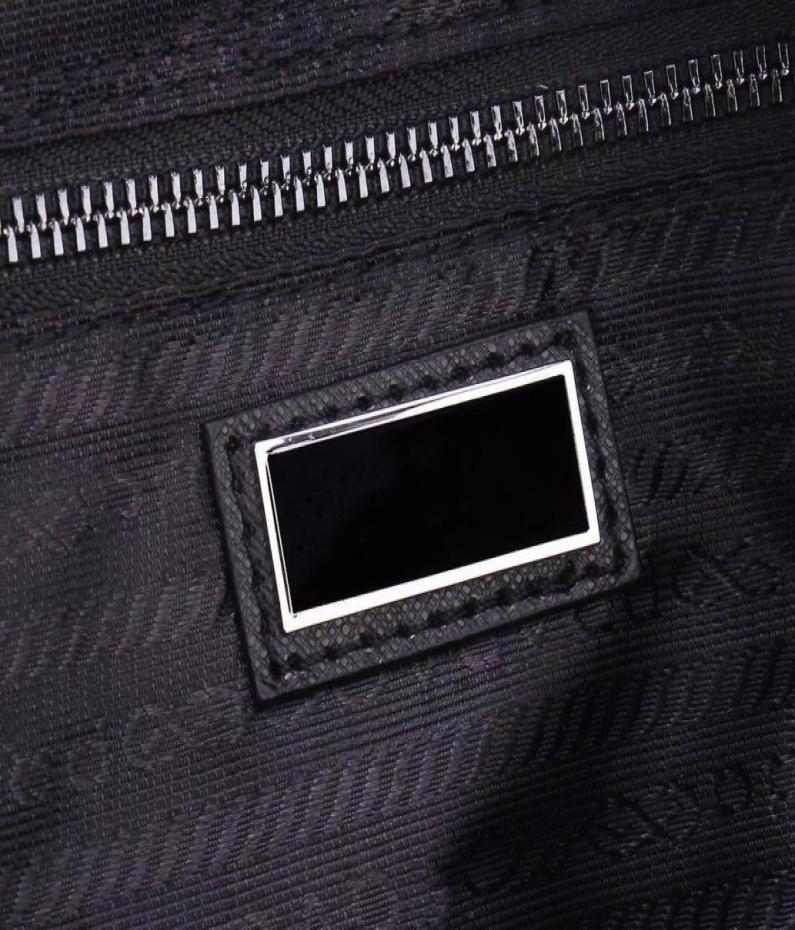 

Dicky0750b New parachute fabric canvas designer waist bag men and women multifunctional chest pockets fashion largecapacity leisu5267044, Black