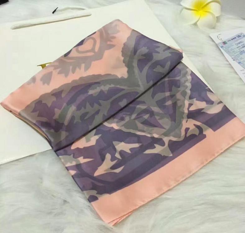

2021 famous designer ms xin design gift scarf high quality 100 silk scarf size 180x90cm delivery size18070 Boxes can be ad4273807