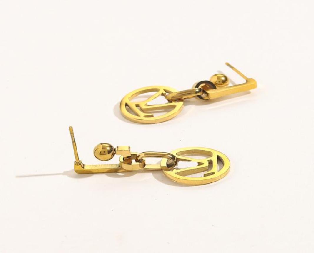 

Luxury Design Gold V Charm Earring Stainless Steel Stud Earring Jewelry for Women Gift4991113