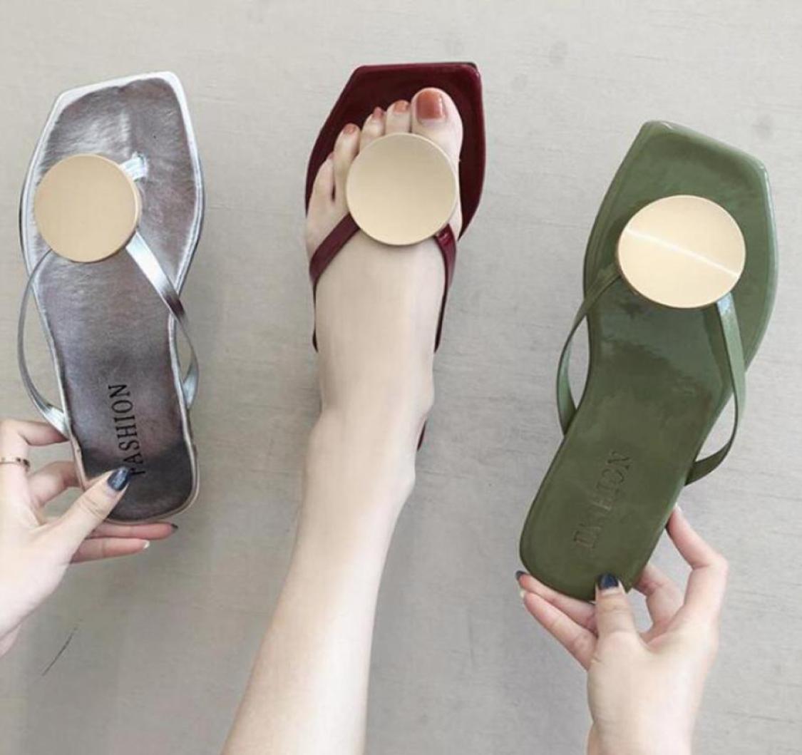 

2020 Summer Shoes Woman Slippers Square head Clip Toe wear flat slippers women039s Beach Sandals Summer Sandals sh3038796010, Beige