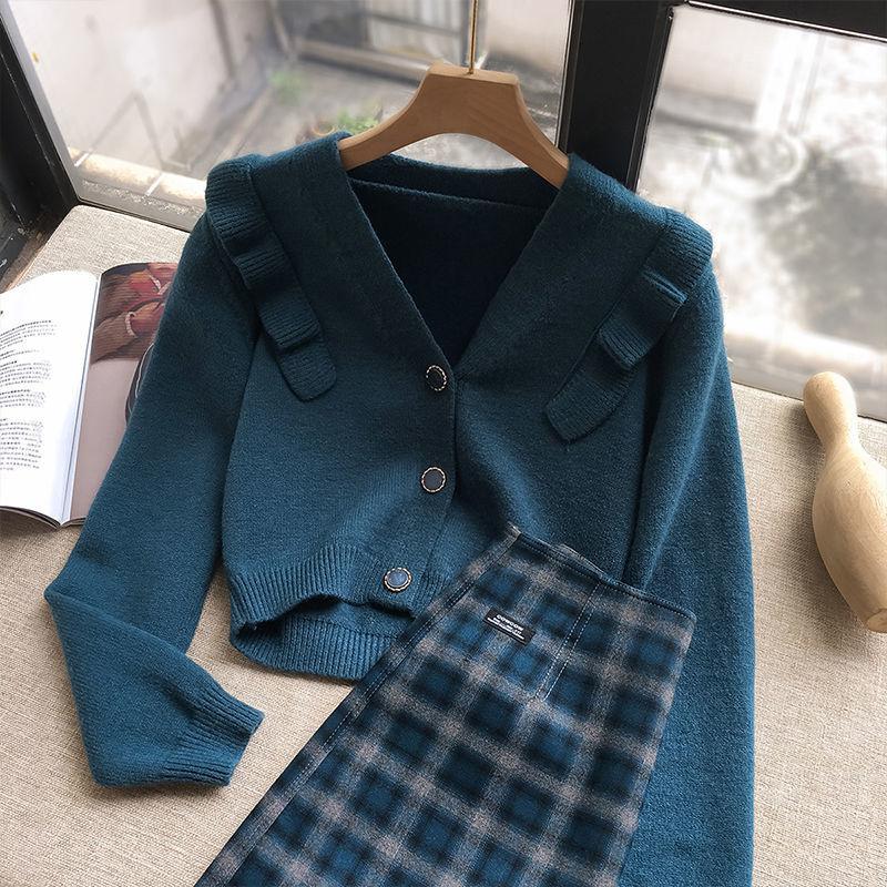 

Women's Knits & Tees 2023 Single-breasted Ruffle Sweater Loose Long Sleeve Solid Color Cardigan Fashion V-neck High Street Coat Clothes, Apricot