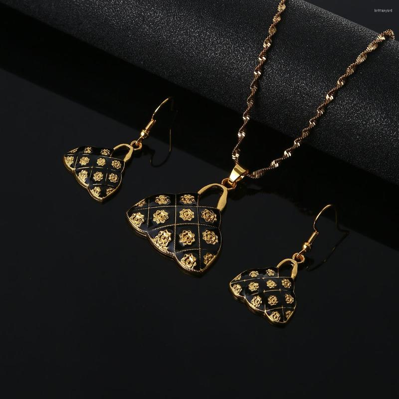 

Necklace Earrings Set Trendy Women Bag Pattern Papua Guinea PNG Pendant African Bridal Wedding, Picture shown