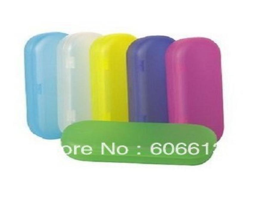 

WholeBright Coloured Hard Plastic Eyeglasses Spectacle Case Colorful PP Eyewear Box 20pcslot1407294