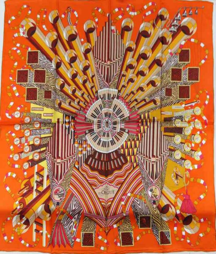 

2014 Christmas GiftNEW Arrvial quotHquot Style Pattern Women 100 Silk Twill Square Scarf Printed For Autumn Winter 1003961