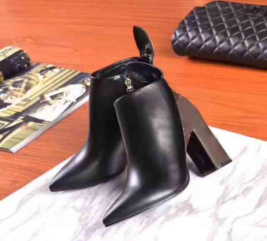 

2019 fashion luxury women039s leather platform high heels fashion point toe print shoes L designer luxury booties size 33530726, Black