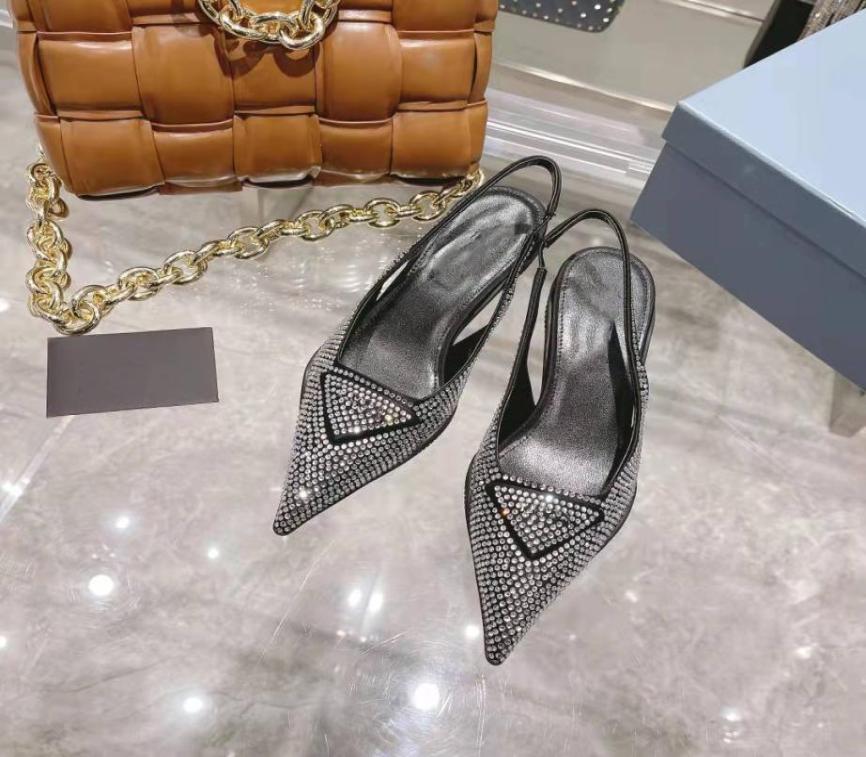 

Satin slingback pumps sandals with crystals Satin crystals series Slippers Sandals Loafers Muller shoes Upper with heatsealed cr1427395, Orange