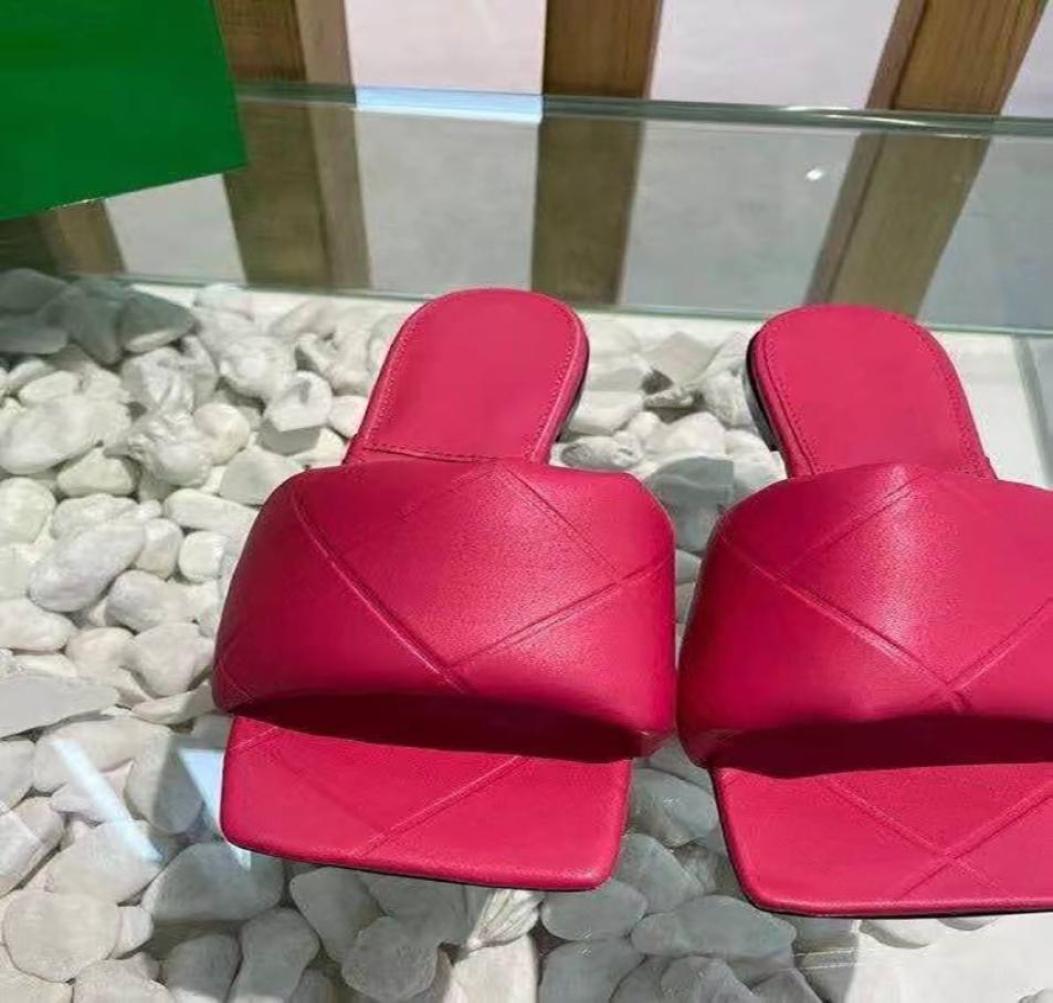 

European Roman summer women039s flat heel bread slippers diamond design designer fashionable sexy colorful size 34422827364, Dark brown