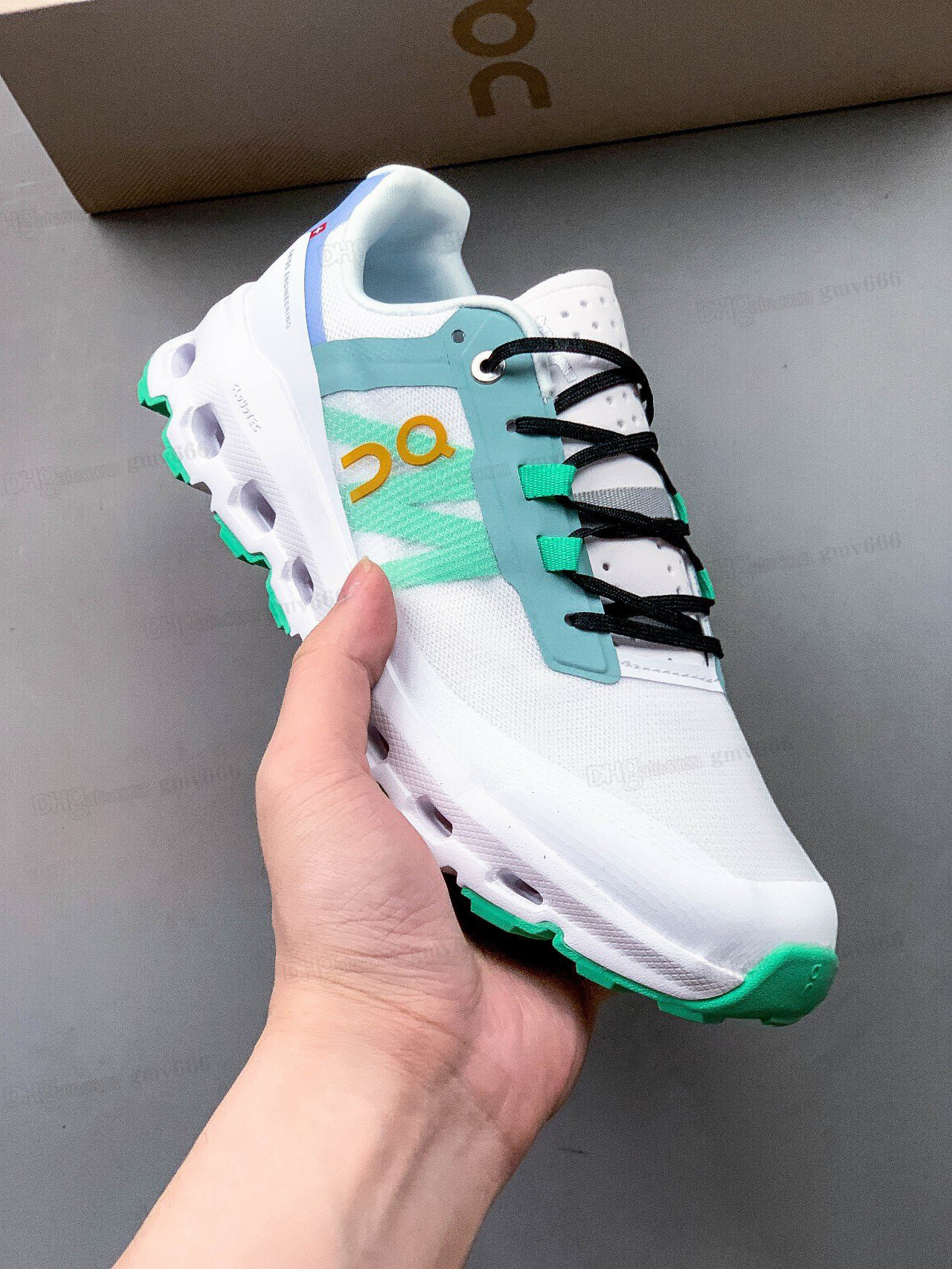 

Hoka Bondi 8 Clifton 8 Athletic running shoes Runner Hokas kawana 9 Triple Black White Light Blue for women men One Outdoor Sports Lifestyle Shock Absorption, 22