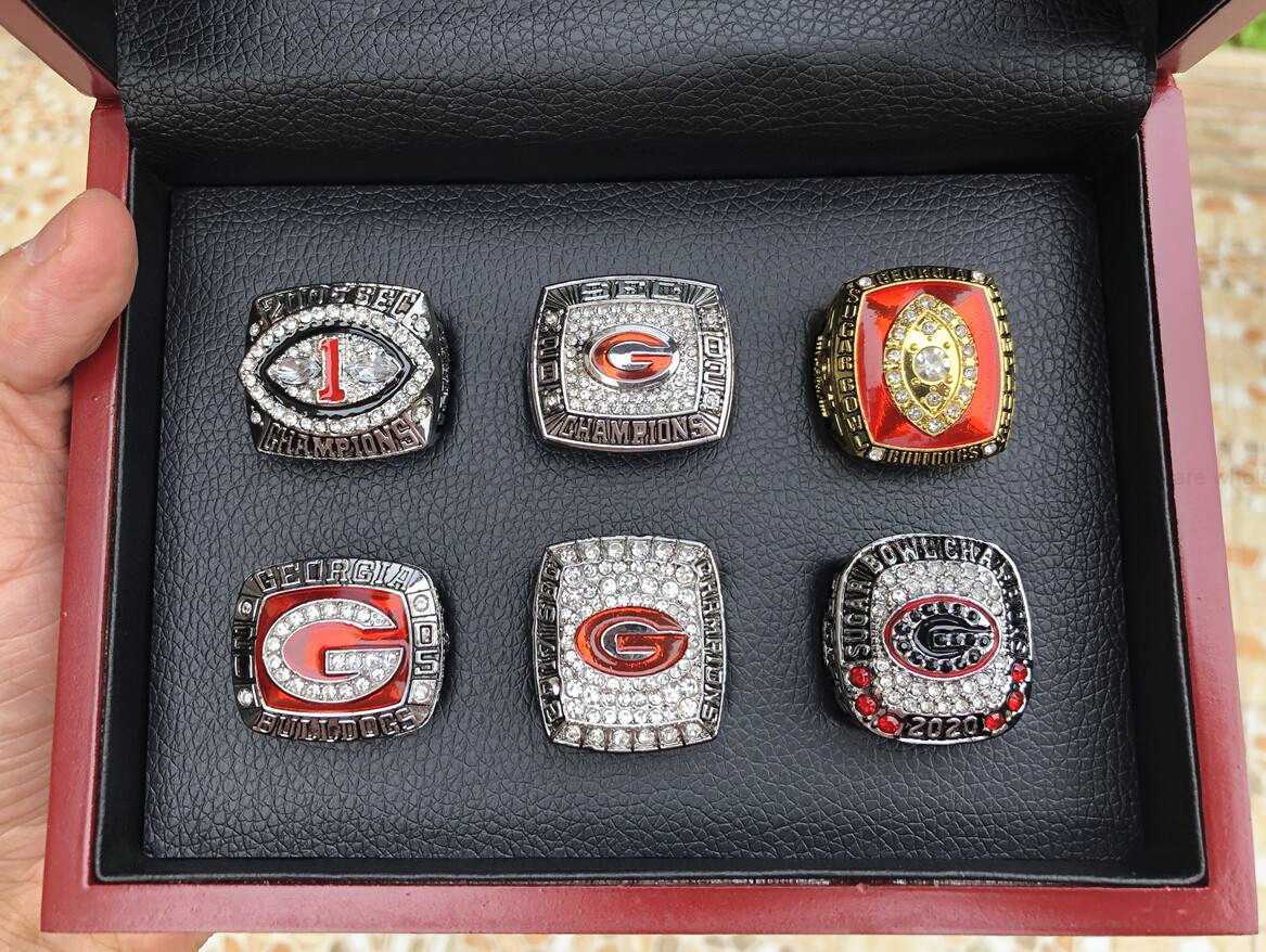 

6pcs Georgia Bulldogs SEC National Team champions Championship Ring With Wooden Box Souvenir Men Fan Gift 2020 wholesal