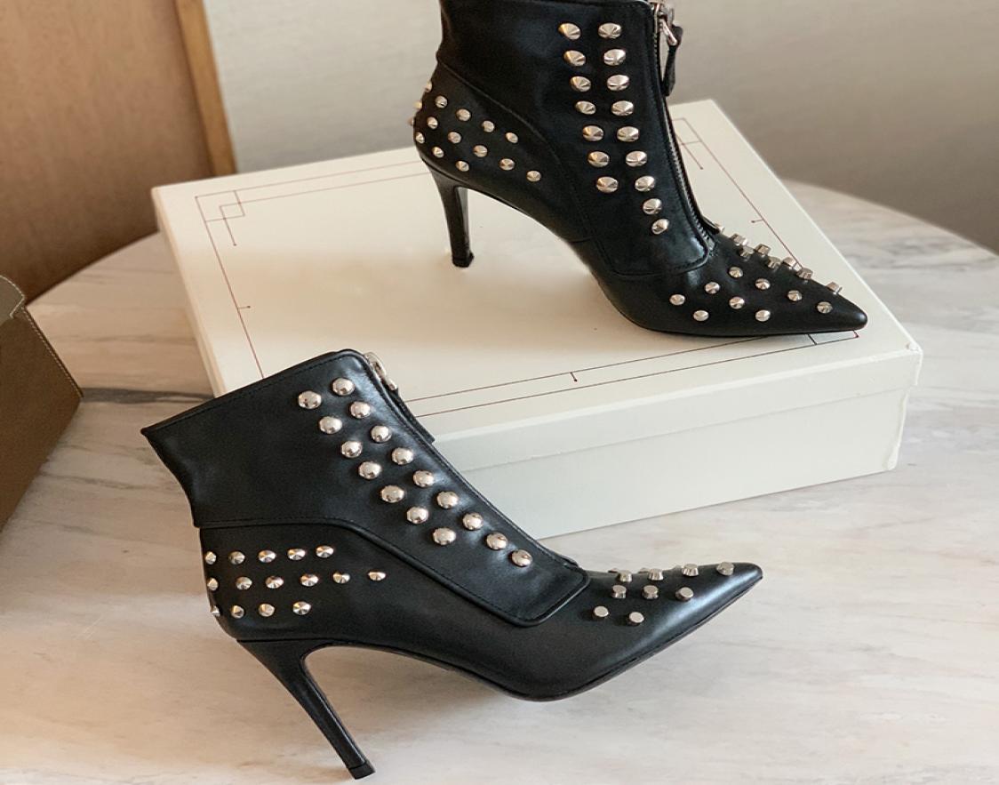 

Front zipper Ankle boots Pointed Toes Calfskin Womens shoes Fashion designer electroplate Rivets decorate stiletto heel Martin Boo6209004, Black