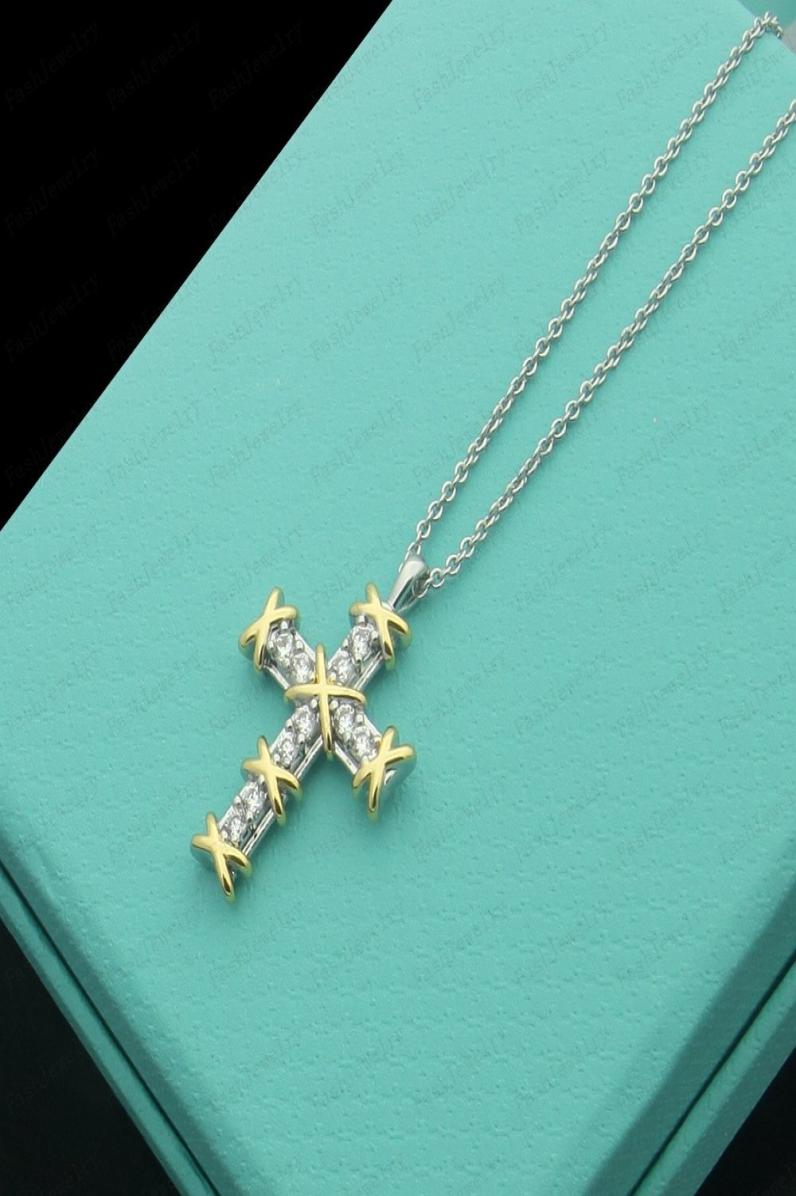 

Luxury designer gold cross full diamond necklace set modeling original fashion classic bracelet women039s jewelry gift with box2339370