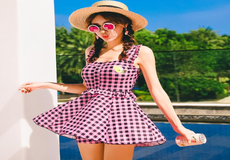 

Women One Piece Padded Swimsuit Halter Strap Bathing Suit Tankinis Set Swimwear Fashion Casual Bathing Suit8790230