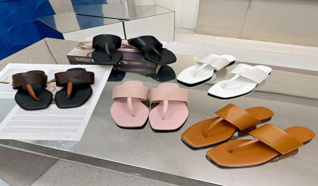 

Designer Sandal Women Flat Flip Flops Beach Slippers Real Leather Slidessquare Head Summer Vintage Candy Colors Sandals With Box N1345130, Black