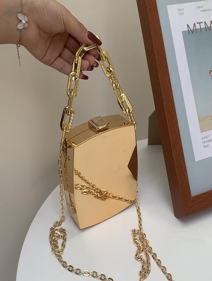 

Evening Bags Gold Silver PVC Box Design Party Clutch Bag 2022 Trend Designer Chain Shoulder Crossbody Mini Purses And HandbagsEven6065627