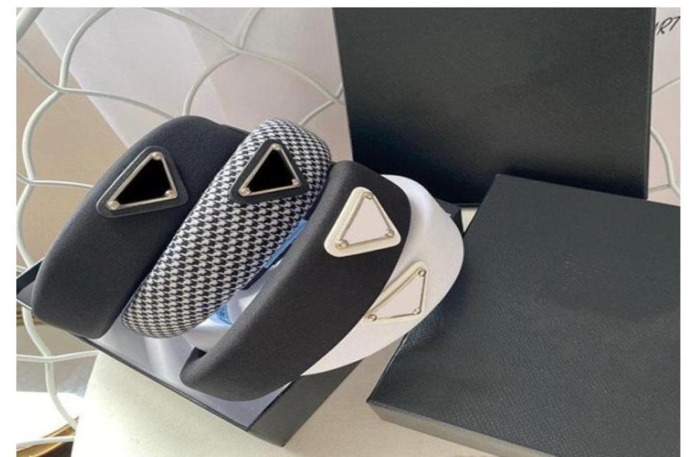 

Luxury Designer Headbands Hair bands For Women Girl Fashion Leather Style Elastic Headband Sports Fitness Headwraps Hairs accessor9056203