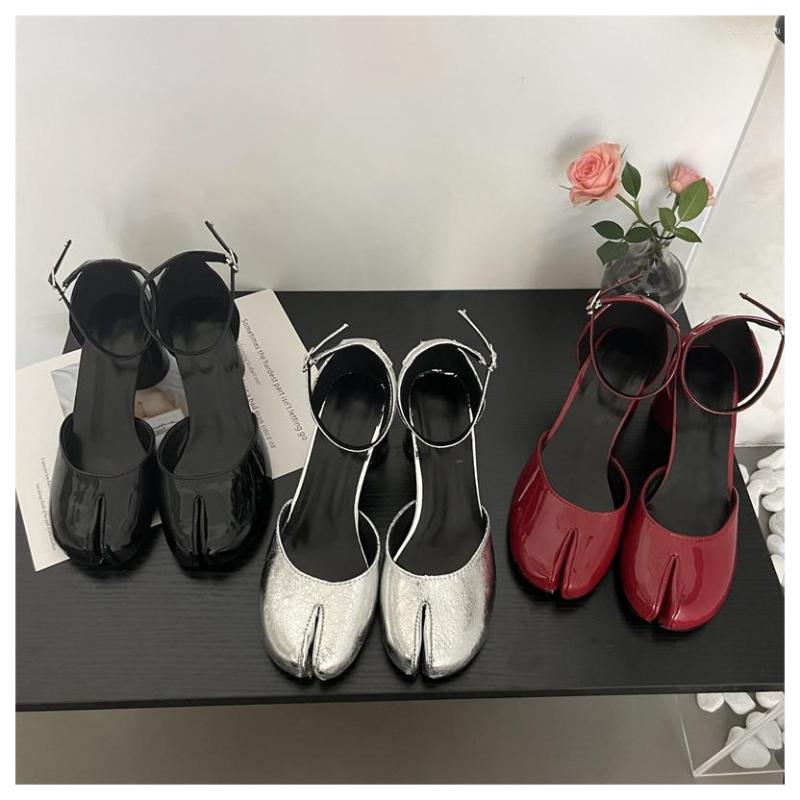 

Sandals 2023 Fashion Chunky Heels Women Party Dress Shoes Split Toe Tabi Pumps Ankle Strap Sandal Brand Designer Mary Jane Mujer, Black