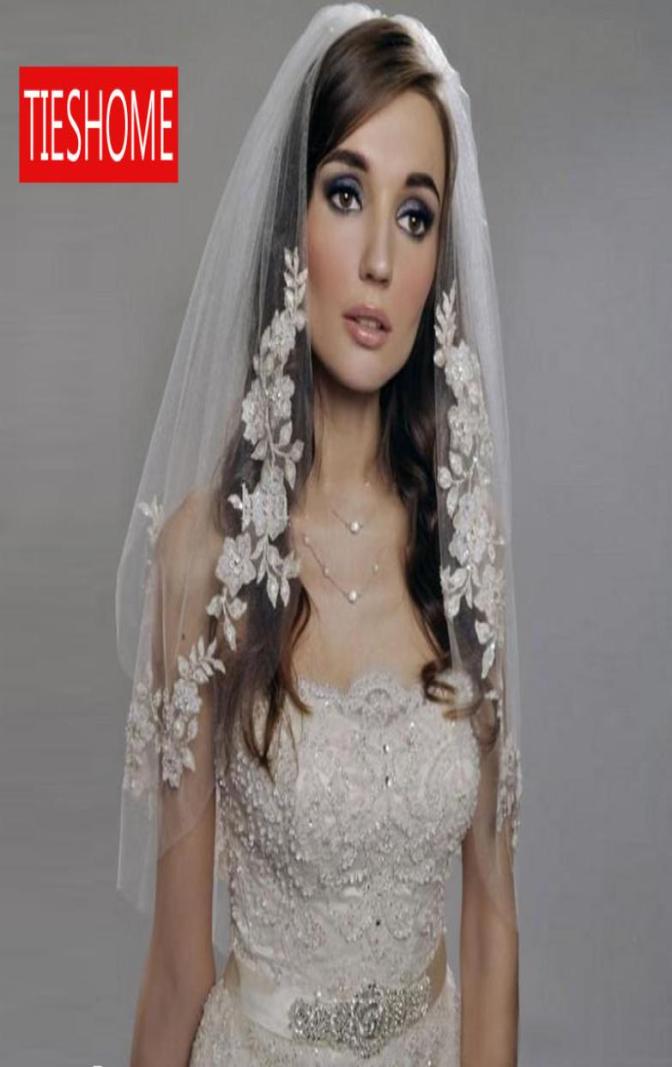 

Romantic Wedding Accesories Veils Applique Lace Handmade Vintage Two Layer Bridal Veils White Ivory9416450