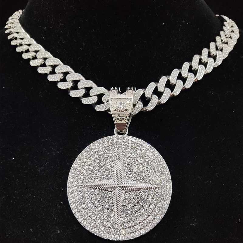 

Men Women Hip Hop Round Pendant Necklace with 13mm Crystal Cuban Chain Iced Out Bling HipHop Necklaces Fashion Charm Jewelry