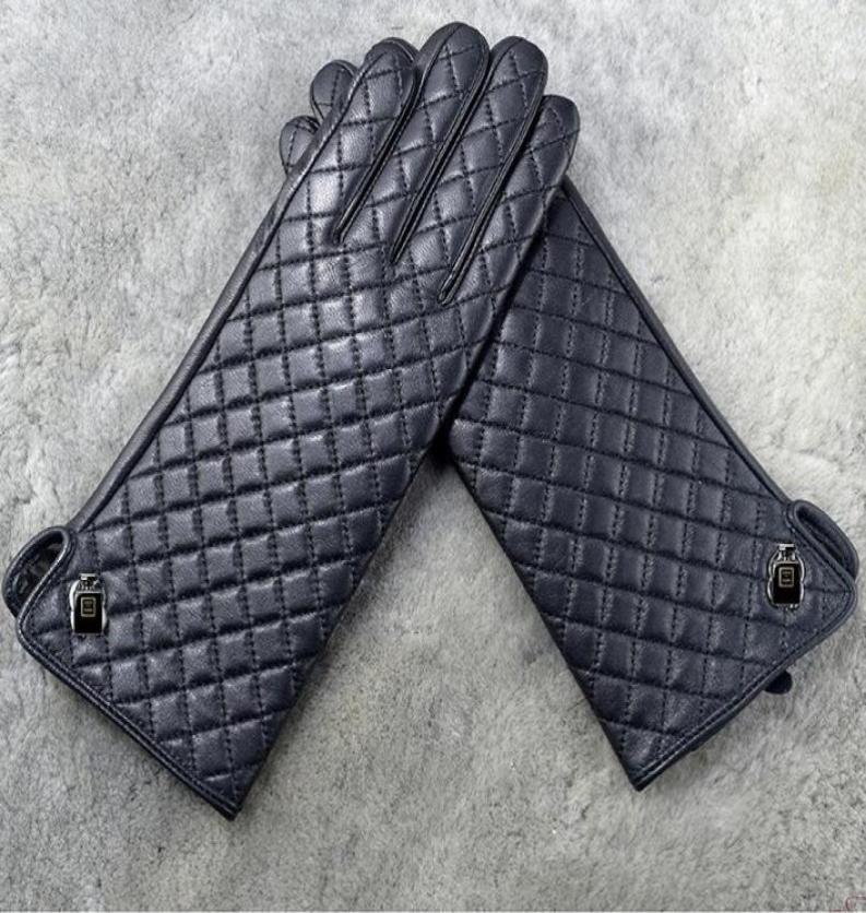 

Fashiontop quality Genuine Leather Luxury original fashion brand gloves Classic diamond lattice soft warm sheepskin finger gloves7948396