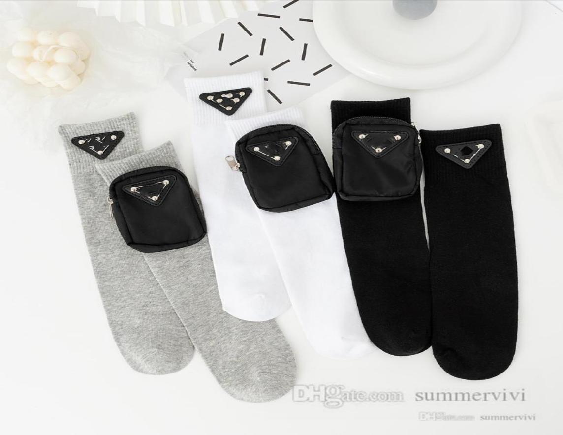 

Designer kids letter triangle sports socks ins girls boys 34 knee high casual sock with purse children cotton breathable sox Q2919438706, White