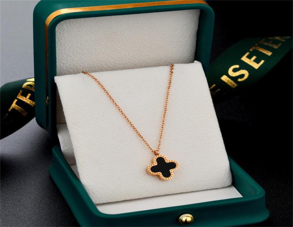 

Four Leaf Clover Necklace Designer Jewelry Set Pendant Necklaces Bracelet Stud Earring Gold Silver Mother of Pearl Green Flower Ne9792097