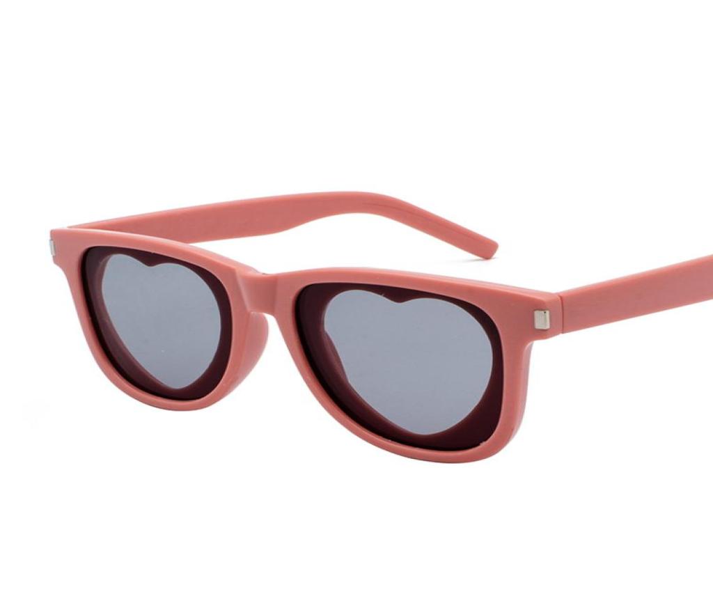 

New 2019 Square Designer Sunglasses For Women Heart Love Lens Fashion Glasses Female Eyewear Oculos De Sol9796352