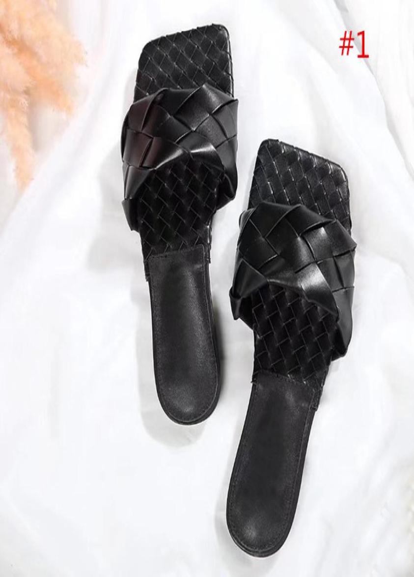 

Large size and highquality new leather knitting slippers Latest Real leather slippers women shoes Square sole mules opentoed W9980713, Grey