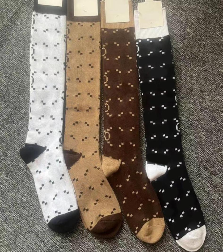 

4 Colors Classic Letter Long Socks with Tag Women Letters Cotton Knee Sock Stockings2248605, White