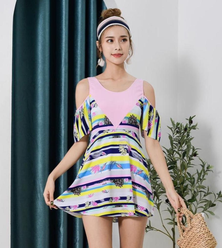 

New 2020 One Piece Sexy Slim Slim Fashion Short Sleeved Bath Bathing Suit Woman9569514