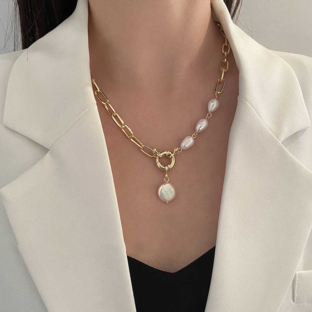 

Pendant Necklaces IPARAM Fashion Imitation Pearl Thick Chain Pendant Necklace Korean Geometric Irregular Pearl Metal Chain Collar Necklace Women AA230526