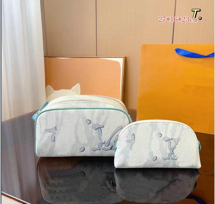 

Double zipper men travelling toilet bag Kit designer women wash large capacity cosmetic shower bags toiletry Pouch makeup bags Purse Crossbody Bag 27cm trr, White