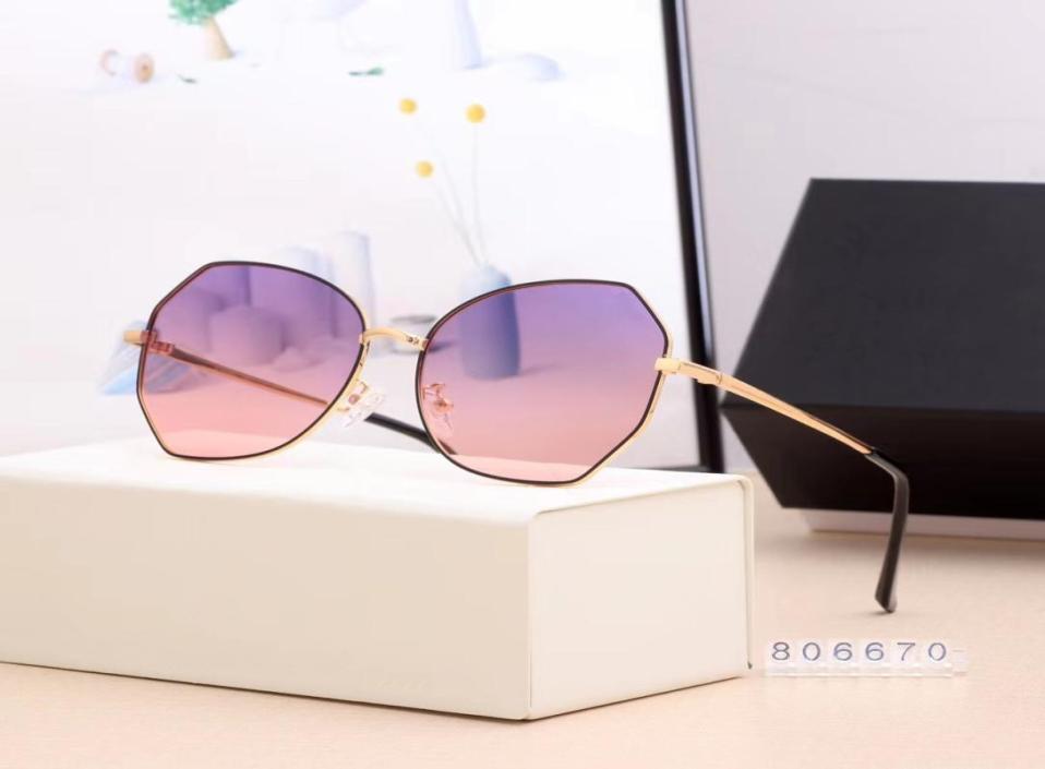 

Women sunglasses designer mens Sunglasses polarized fashionable sunshade Adumbral glasses elegant tourism style Man and Woman retr6940445