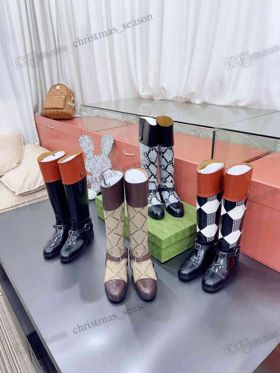 

Equestrian style boots knee booted women light and shadow print letter embroidery color matching Snakeskin pattern harness detail boot MPQi#