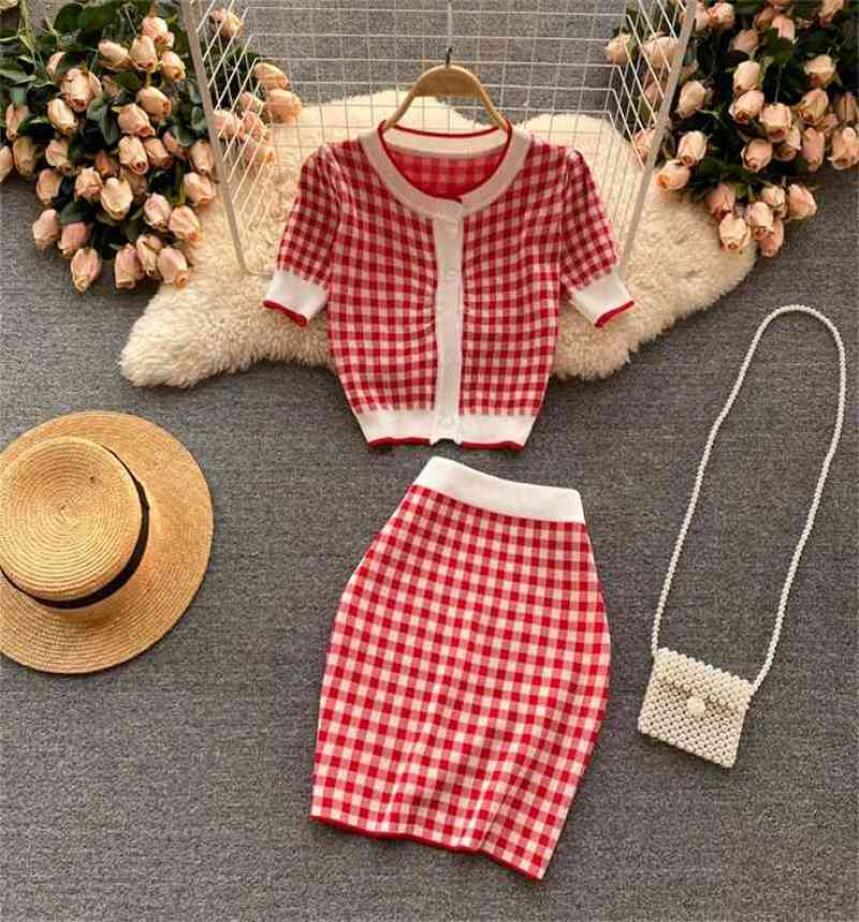 

Korean Chic Sweet Knitted Two Piece Set Women Plaid Short Sleeve Sweater Cardigan Mini Skirt Suits Fashion Casual 2 2105148077337, Black