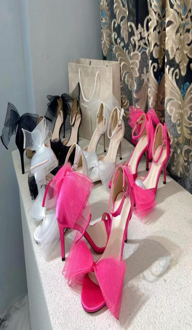 

2022 New Women039s Sandals Luxury Designer High Heel Shoes Feather Bowknot Banquet Shoes Leather Sexy Flat Bottom Rubber Letter1552287, White