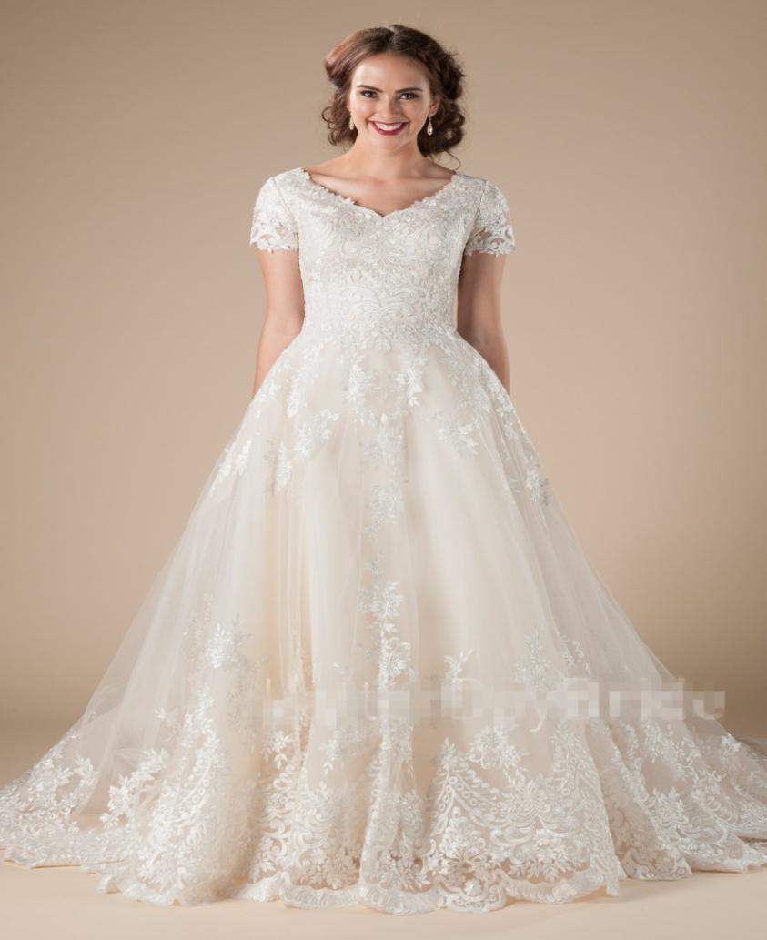 

ALine Lace Tulle Vintage Modest Wedding Dresses With Short Sleeves Appliques Formal Country Western LDS Wedding Dresses Temple Br4979122, Champagne