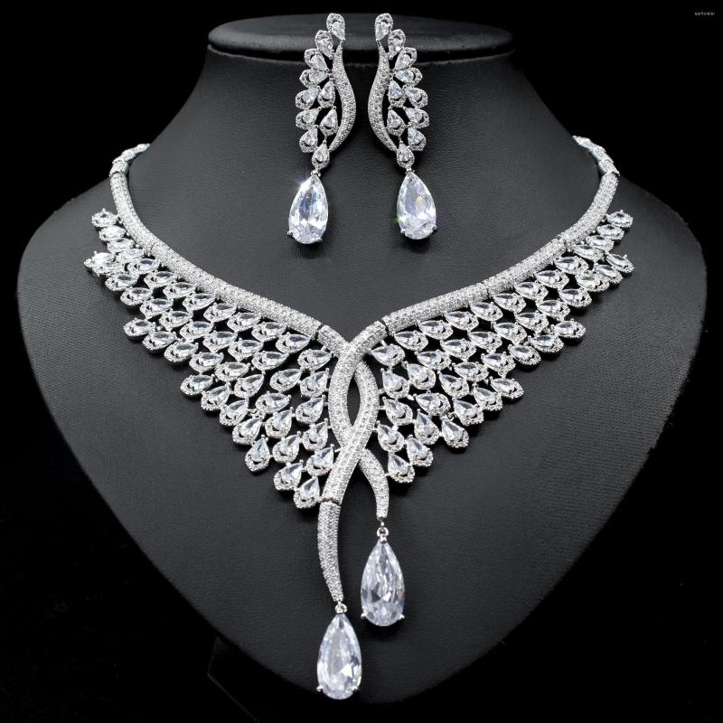 

Necklace Earrings Set Funmode Luxury Temperament Water Drop Zirconia Long Pendant Bridal Sleeve Versatile Fashion Earring FS317, Picture shown