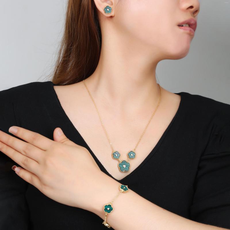 

Necklace Earrings Set Top Quality Women Girls Five-Leaf Flower Bracelet Fashion Classic For Wedding Party Daily Wear, Picture shown