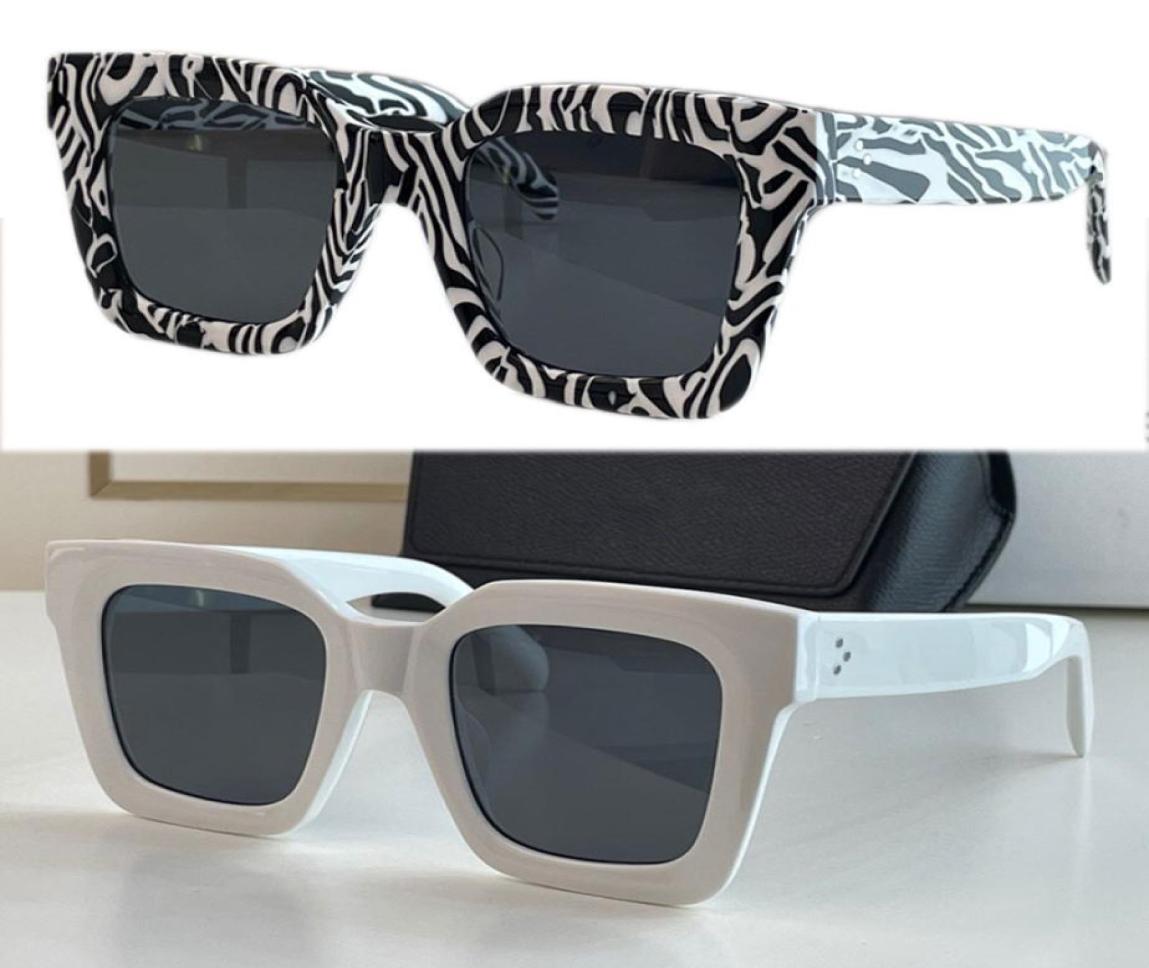

Womens Sunglasses 40130 Classic Square Frame Ladies Shopping Fashion Sunglasses Black and White Pattern Personality Trend Driving 7910493