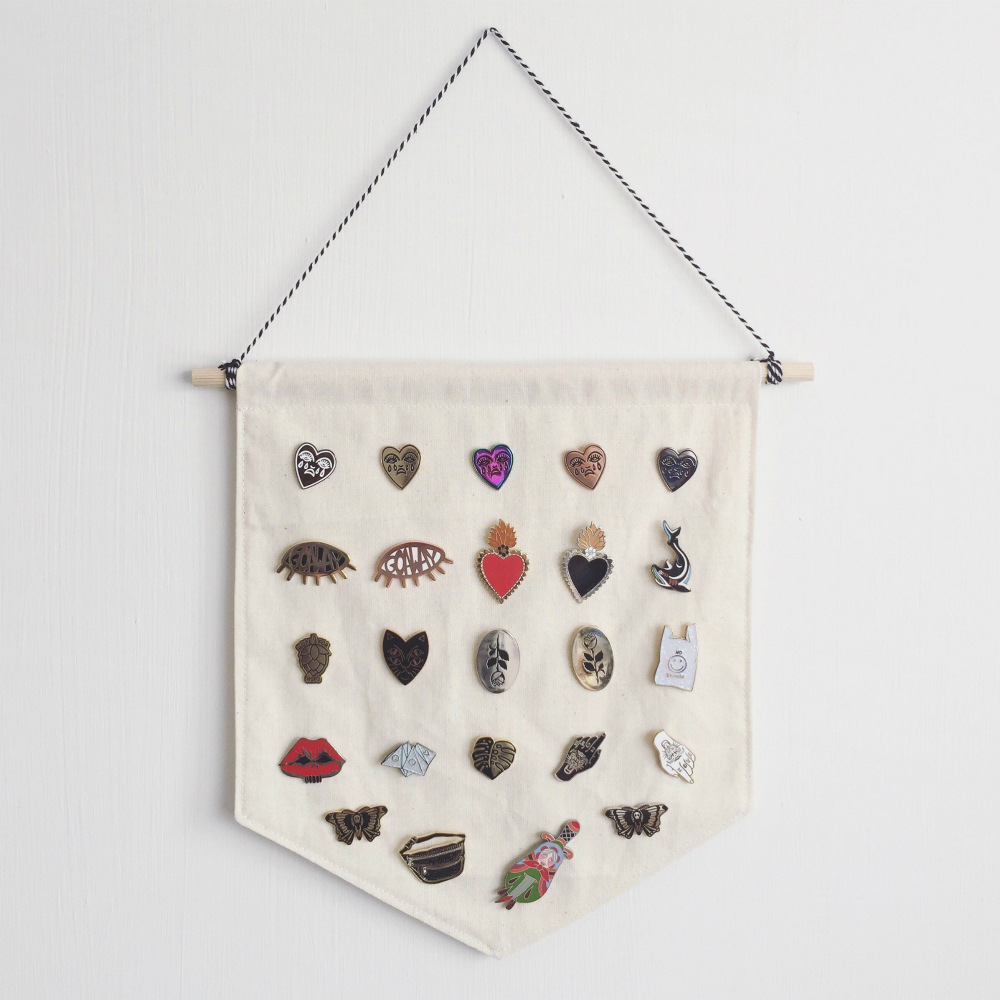 Enamel Pins Banner Flags Wall Display Cloth Pin Holder Label Holdes Canvas Banners Small Size 20CM 122305-image-676061410